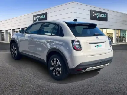 Photo 6 Fiat 600  1.2 Hybrid Turbo 110ch Icône eDCT6