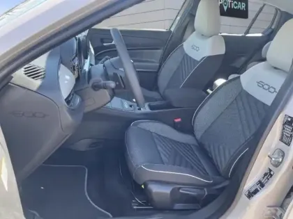 Photo 8 Fiat 600  1.2 Hybrid Turbo 110ch Icône eDCT6