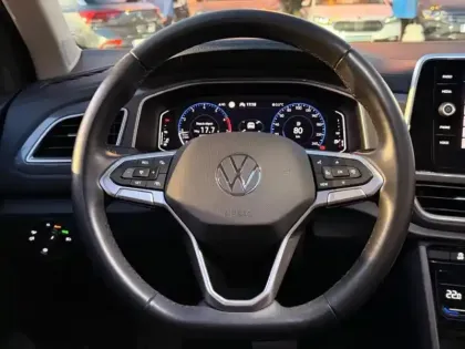 Photo 8 Volkswagen T-roc  1.5 TSI EVO 150ch Style DSG7