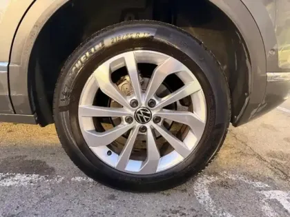 Photo 11 Volkswagen T-roc  1.5 TSI EVO 150ch Style DSG7