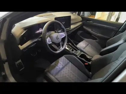 Photo 11 Volkswagen Golf  1.5 eTSI EVO2 150ch R-Line Edition DSG7