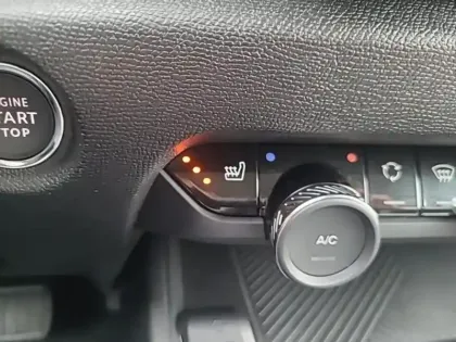 Photo 11 Citroën C4  1.2 130ch S&S MAX Automatique