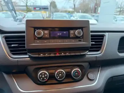 Photo 12 Nissan Primastar Gén. II Ph1 Acenta 4