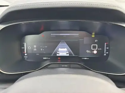 Photo 10 Citroën C5 aircross  1.2 Hybride 136ch MAX boite automatique