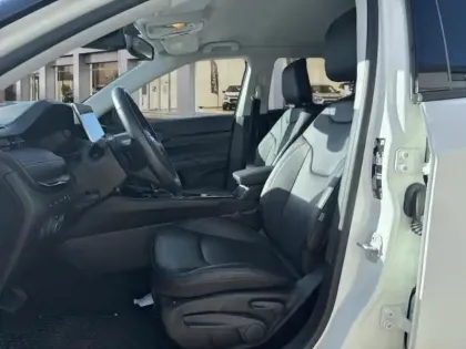 Photo 7 Jeep Compass  1.3 Turbo T4 240ch PHEV 4xe S AT6 eAWD