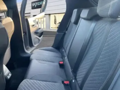 Photo 10 Peugeot 208  1.2 Hybrid 100ch Allure e-DCS6