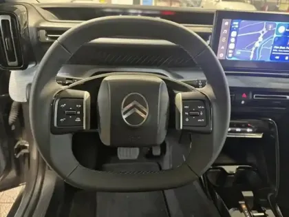 Photo 10 Citroën C3 Aircross  1.2 Hybride 145ch MAX