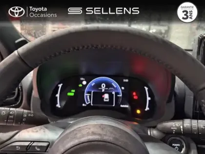 Photo 12 Toyota Yaris  Cross 116h Design MY25