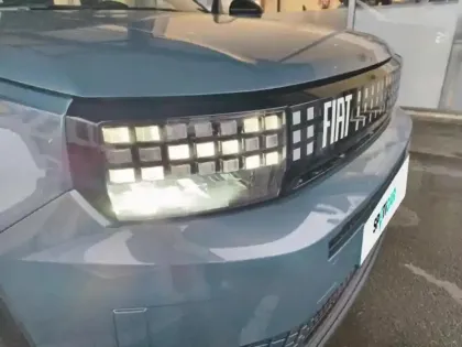 Photo 11 Fiat Grande Panda  1.2 Hybrid Turbo 110ch Icône eDCT6