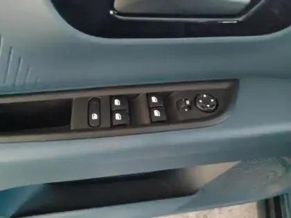 Photo 13 Fiat Grande Panda  1.2 Hybrid Turbo 110ch Icône eDCT6