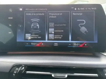 Photo 14 BMW Serie 2 Série 2 ActiveTourer 225e 245ch xDrive M Sport DKG7