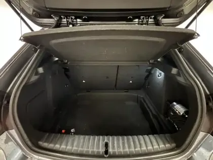 Photo 6 BMW Serie 1 Série 1 116dA 116ch Business Design DKG7