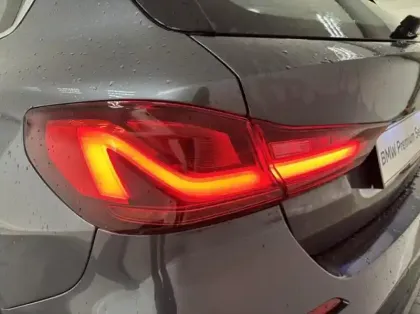 Photo 10 BMW Serie 1 Série 1 116dA 116ch Business Design DKG7