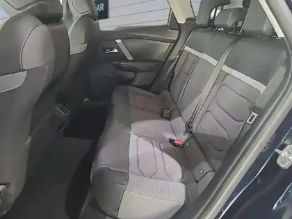 Photo 9 Citroën C4  1.2 PureTech 130ch S&S PLUS Automatique