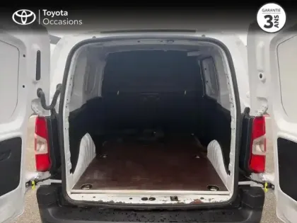 Photo 9 Toyota Proace  CITY Medium 130 D-4D Dynamic BVA MC23