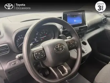 Photo 12 Toyota Proace  CITY Medium 130 D-4D Dynamic BVA MC23