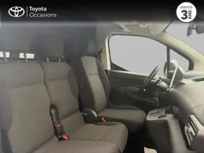 Photo 5 Toyota Proace  CITY Medium 130 D-4D Dynamic BVA MC23