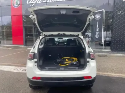 Photo 6 Jeep Compass  1.3 Turbo T4 240ch PHEV 4xe S AT6 eAWD