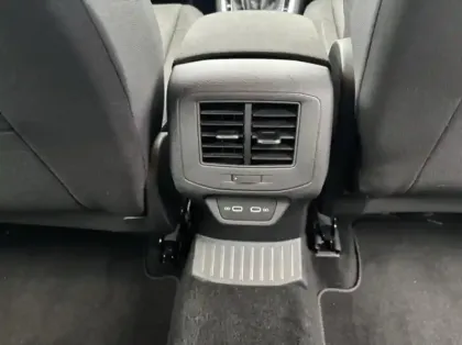 Photo 13 Volkswagen T-roc  1.5 TSI EVO 150ch Life DSG7