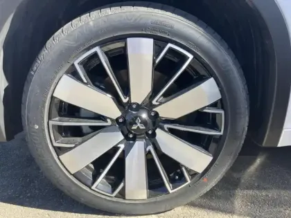Photo 15 Mitsubishi Outlander  2.4 PHEV 306ch Instyle 4WD MY26