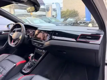 Photo 13 Volkswagen Polo  2.0 TSI 207ch GTI Edition 25 DSG7