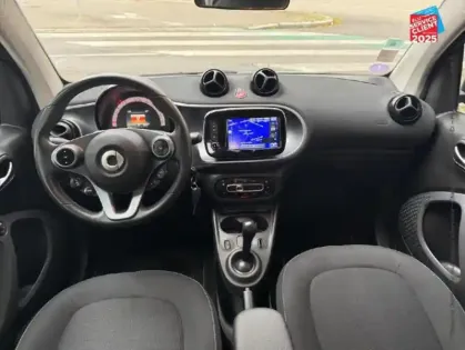 Photo 14 Smart Fortwo  COUPE 71CH PASSION TWINAMIC E6C GPS CARPLAY