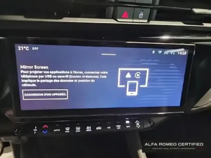 Photo 13 Alfa Romeo Junior  1.2 Ibrida 136ch Premium DCT6