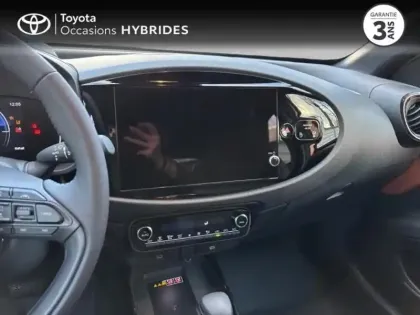 Photo 6 Toyota Aygo  X 116h Collection