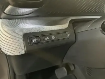 Photo 5 Citroën C3 Aircross  1.2 Hybride 145ch MAX