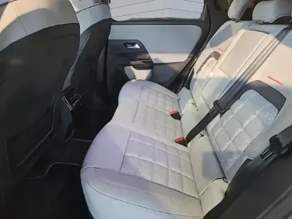 Photo 23 Citroën C5 aircross Gén. II Ph1 MAX 5