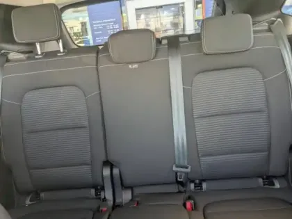 Photo 15 Ford Kuga  2.5 Duratec 190ch FHEV E85 Titanium BVA