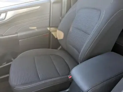 Photo 16 Ford Kuga  2.5 Duratec 190ch FHEV E85 Titanium BVA