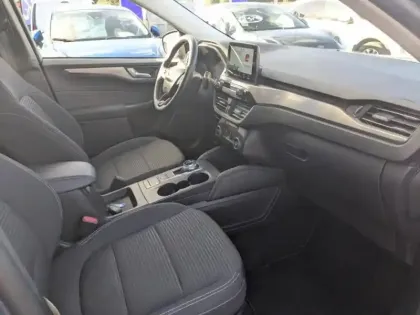 Photo 11 Ford Kuga  2.5 Duratec 190ch FHEV E85 Titanium BVA