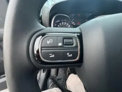 Photo 14 Citroën C3 Aircross  1.2 PureTech 130ch S&S MAX Automatique