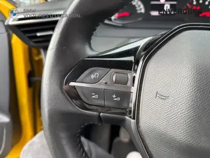 Photo 14 Peugeot 208  1.2 PureTech 100ch S&S Style