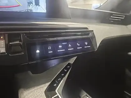 Photo 13 Peugeot 3008  1.2 Hybrid 136ch Allure e-DCS6