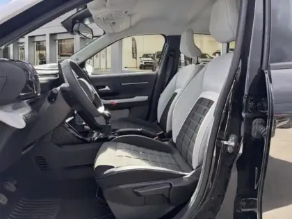 Photo 7 Citroën C3  1.2 Turbo 100ch MAX