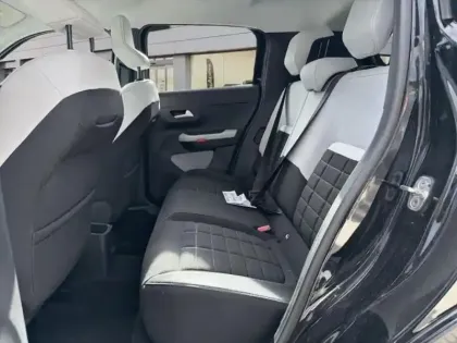 Photo 8 Citroën C3  1.2 Turbo 100ch MAX