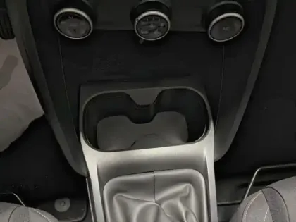 Photo 14 Citroën C3 Aircross  1.2 Turbo 100ch YOU