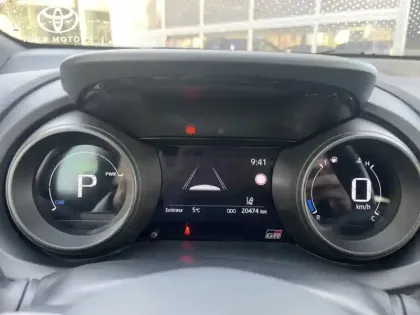 Photo 19 Toyota Yaris Hybride 116h GR SPORT