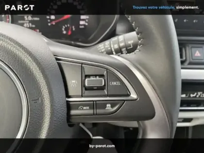 Photo 16 Suzuki Swift 1.2 Hybrid 83ch Pack