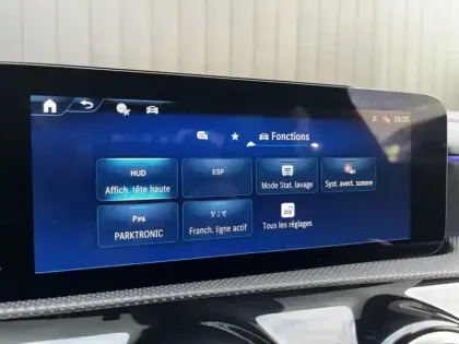 Photo 14 Mercedes CLA Coupé 180 d AMG Line