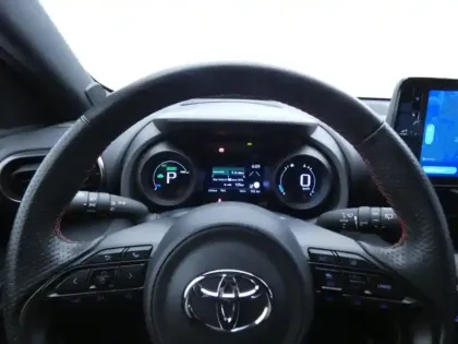 Photo 8 Toyota Yaris Hybride 116h GR SPORT