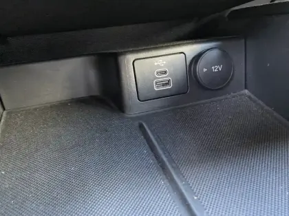 Photo 17 Ford Kuga 2.5 Duratec 190ch FHEV E85 ST-Line BVA