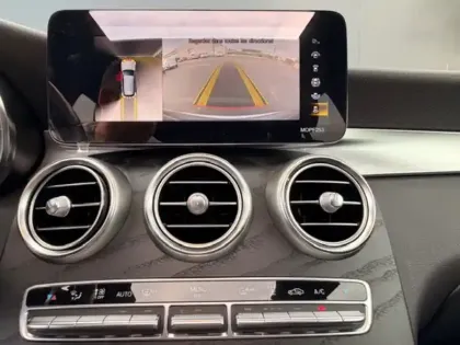 Photo 15 Mercedes Classe GLC SUV 300de 4MATIC AMG Line