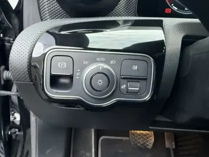 Photo 16 Mercedes Classe A 180 d Progressive Line