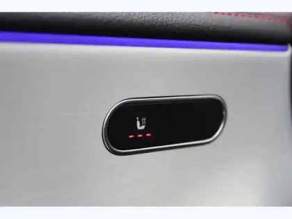 Photo 19 Mercedes CLA 200 d AMG Line