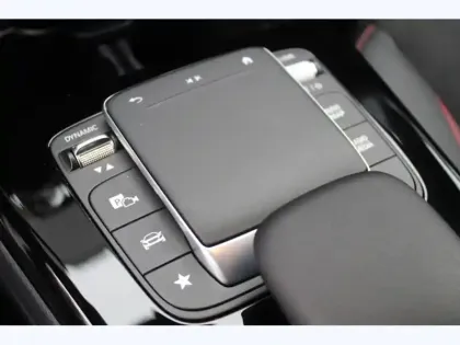 Photo 14 Mercedes CLA 200 d AMG Line