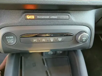 Photo 18 Ford Focus 1.0 EcoBoost mHEV 125ch Titanium X Business