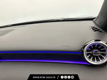 Photo 17 Mercedes Classe A 200 d AMG Line